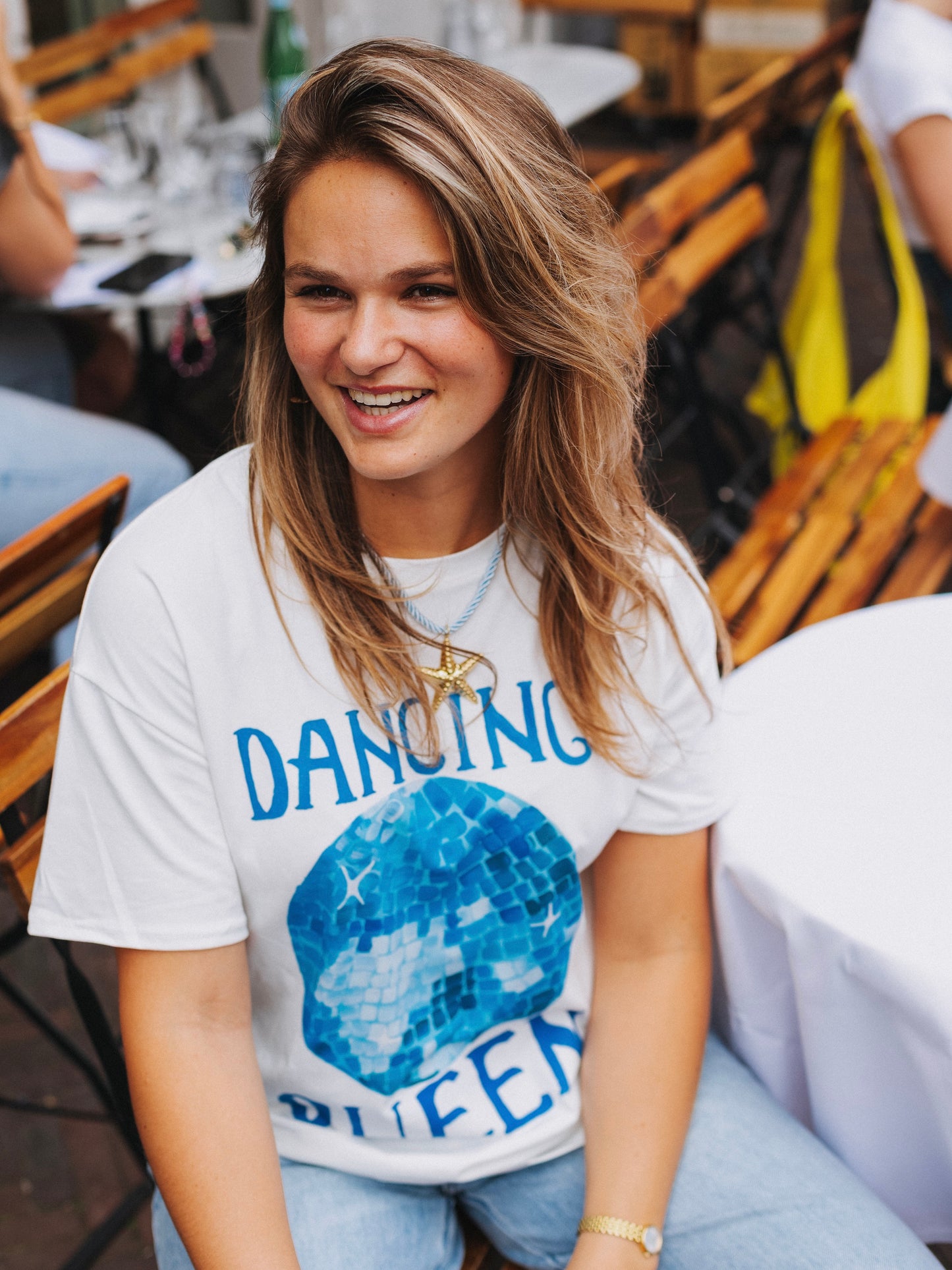 Lola T-shirt Dancing Queen