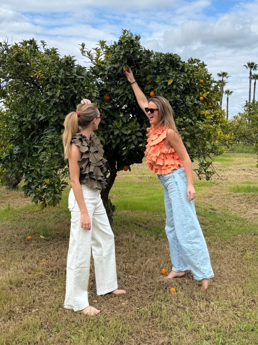 Cato Ruffle Top | Oranje - Maison FAV