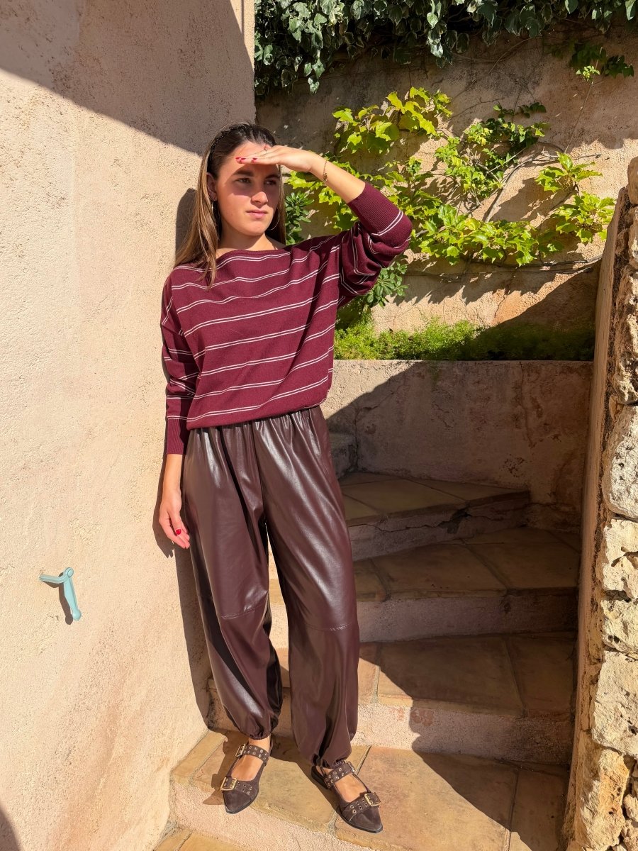 Faux leather balloon pants | Burgundy - Maison FAV