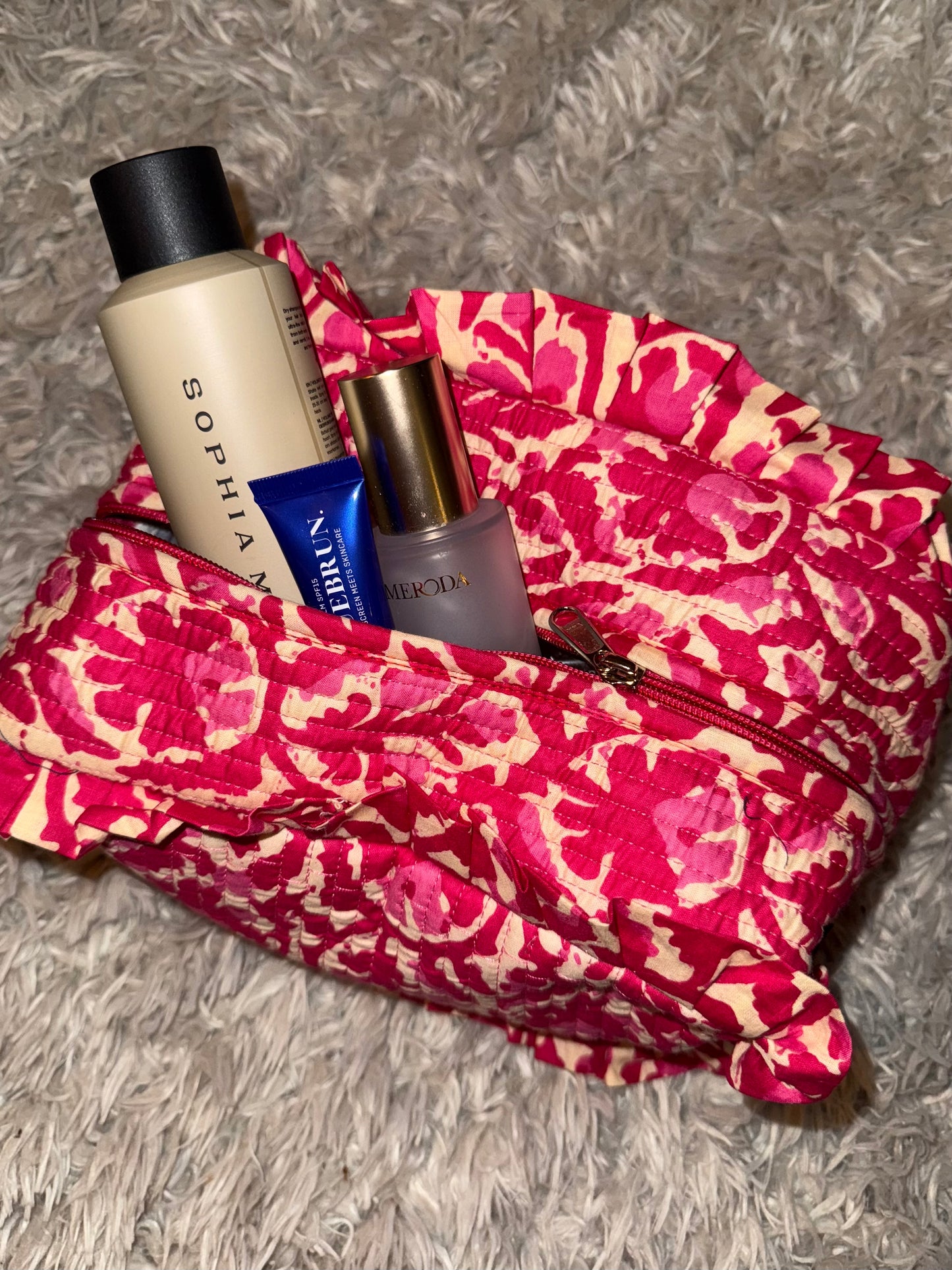 Ruffle Make-Up Bag | Extra Large