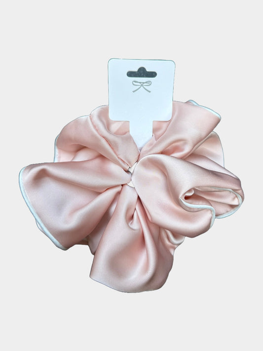 Cato Scrunchie (Soft Pink)