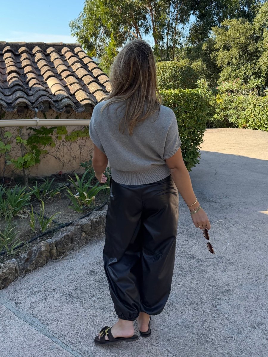 Zora Basis Top | Taupe - Maison FAV